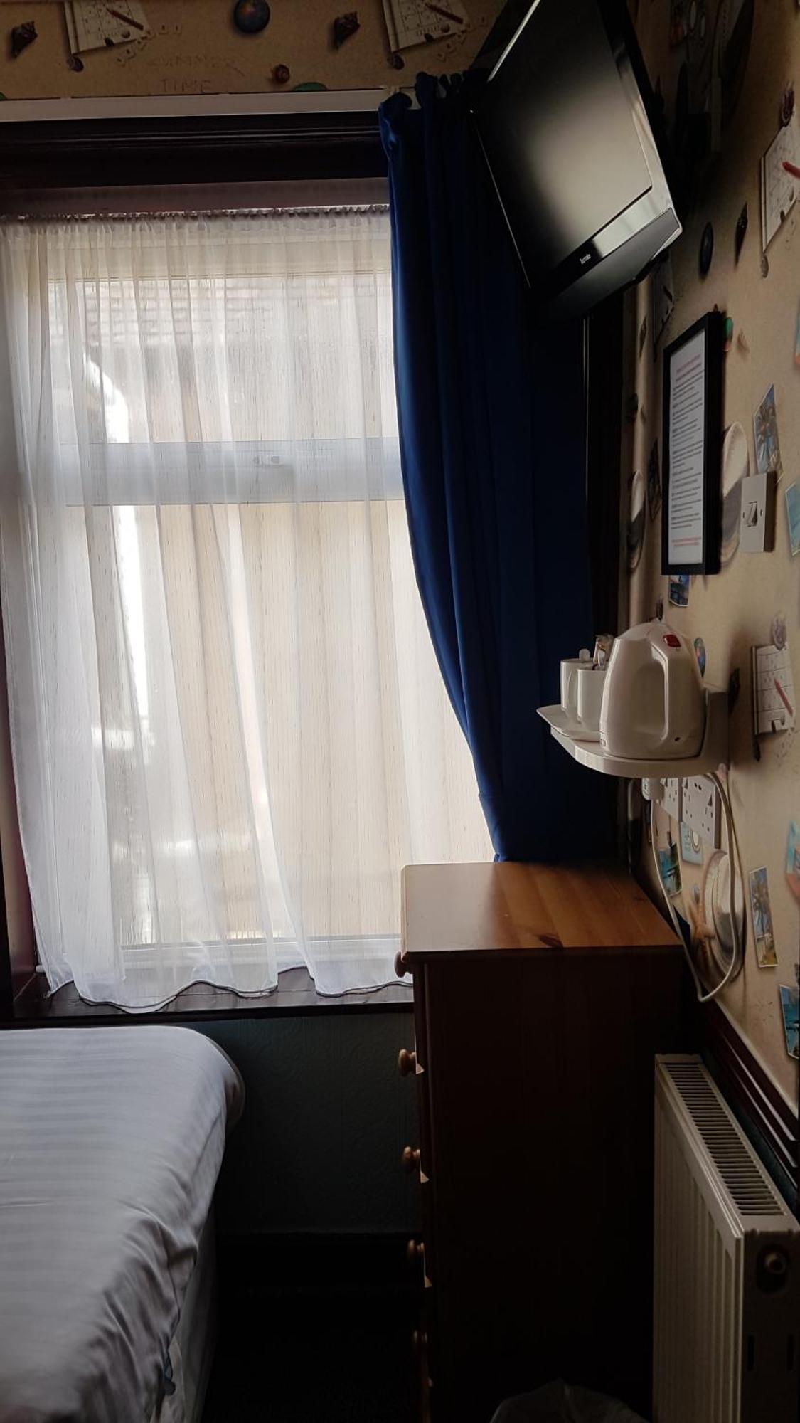 Petite Chambre Lits Jumeaux