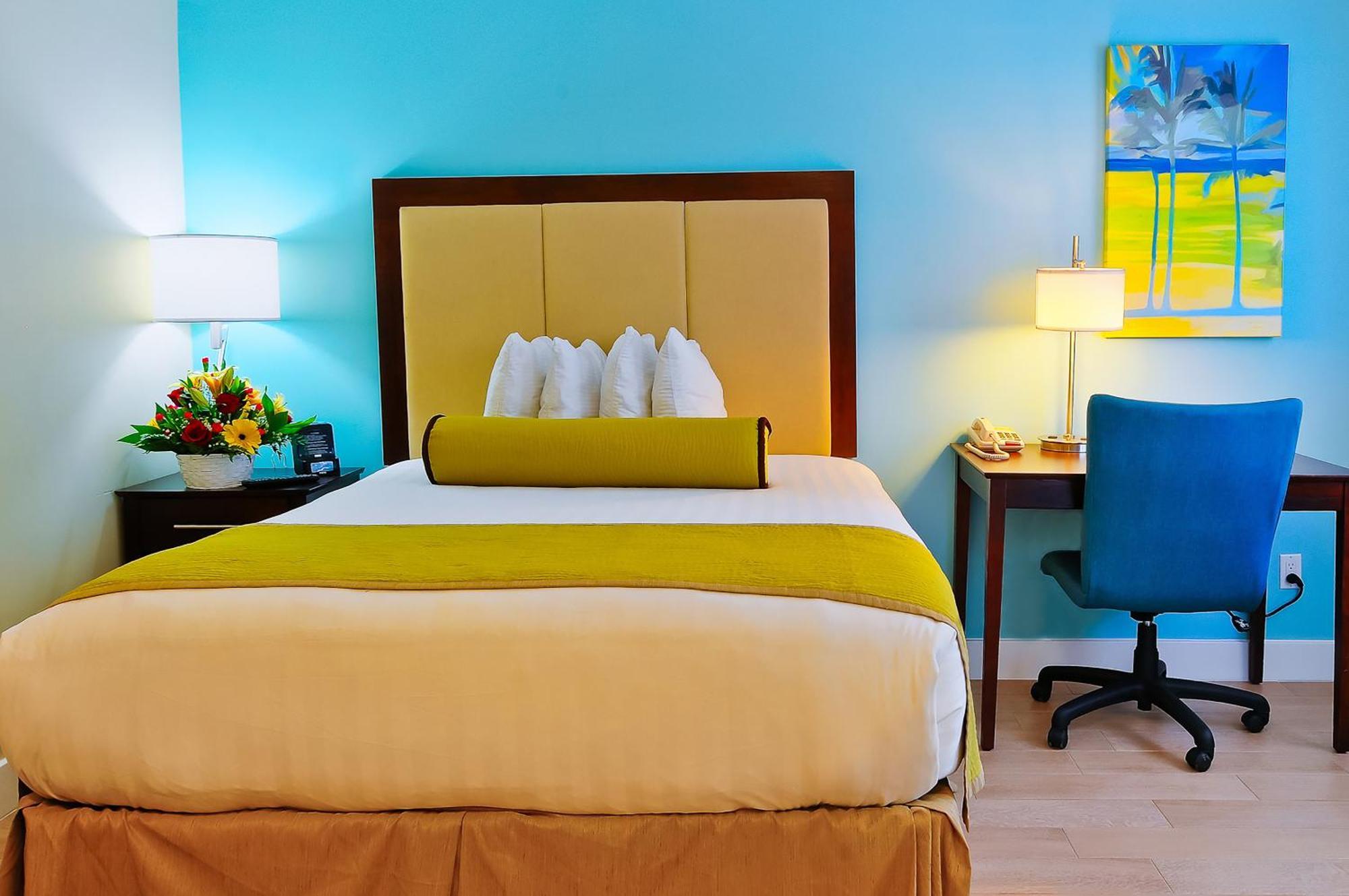 Quarto Clássico com Cama King-size, Varanda e Vista da Cidade