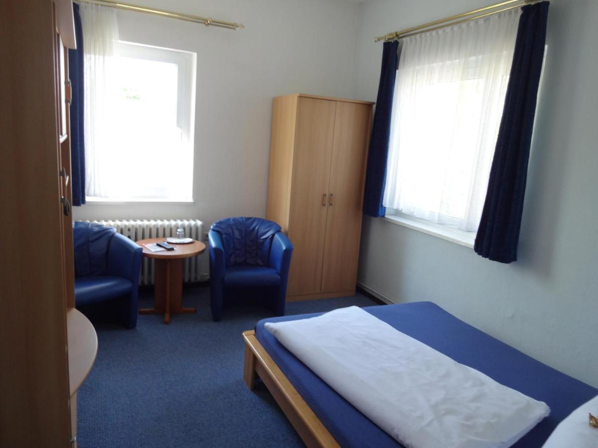 Large Single Room,1657226560:JPEG
