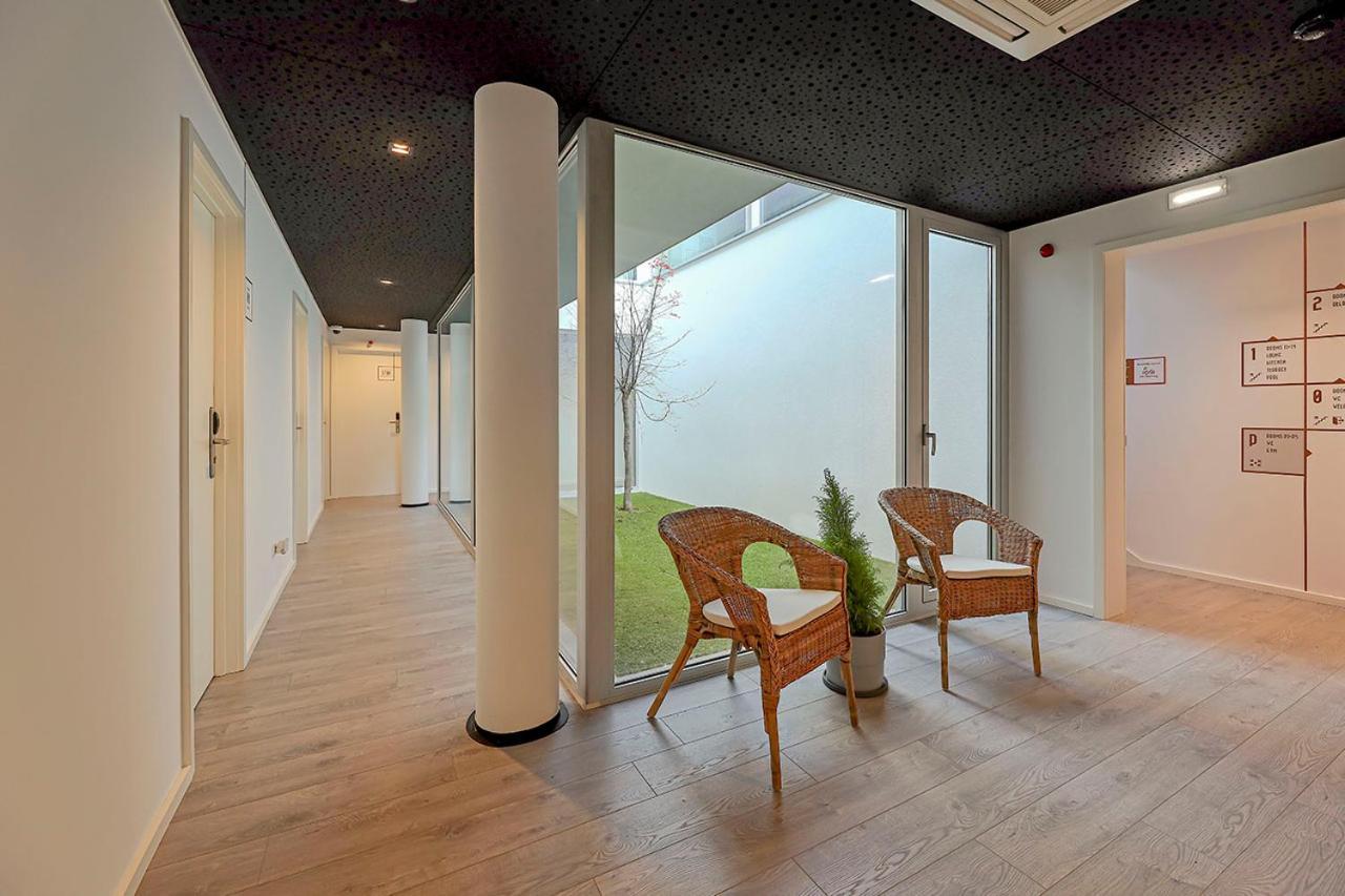 Tweepersoonskamer met Gedeelde Badkamer