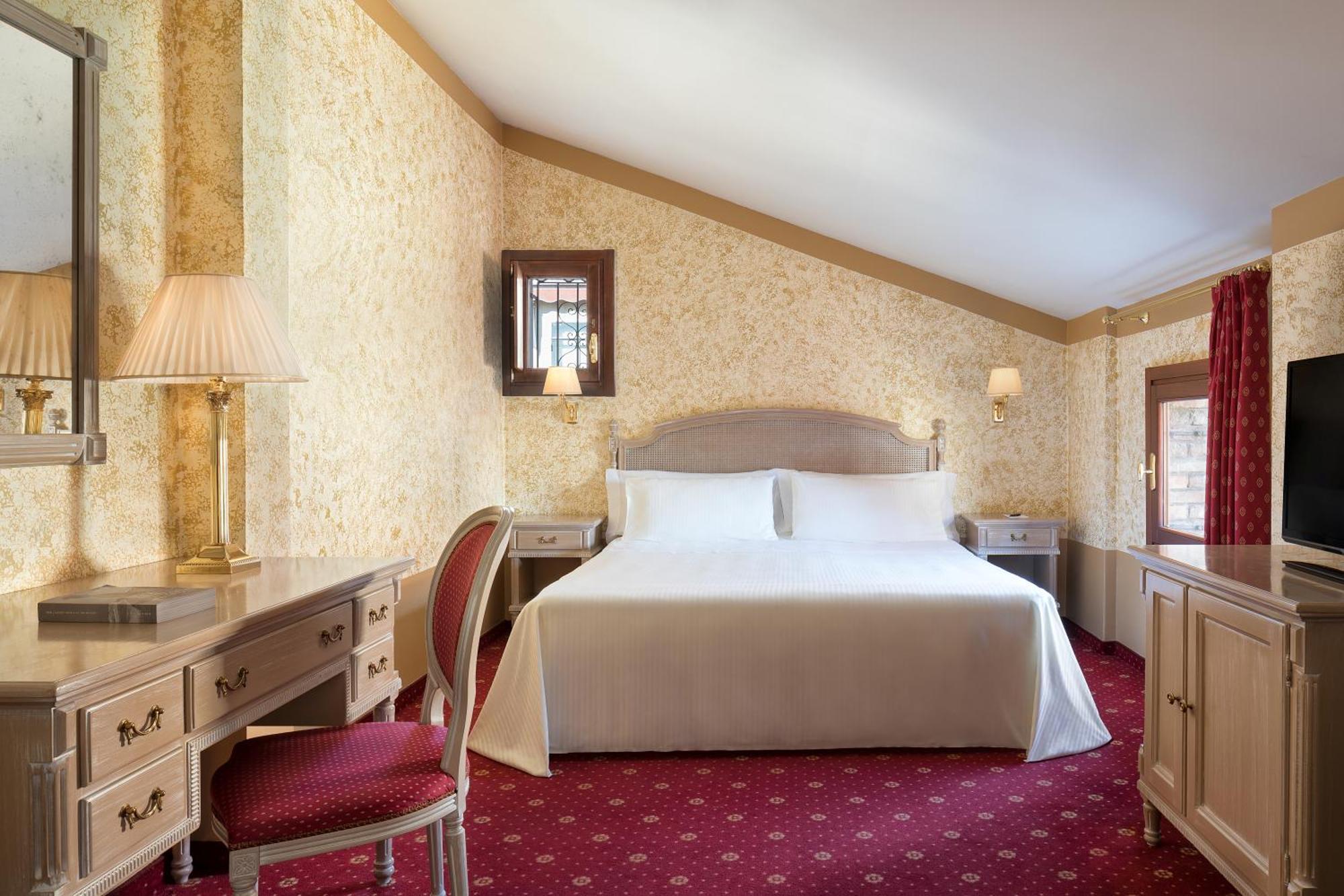 Classic Double Room,1488127021:JPEG