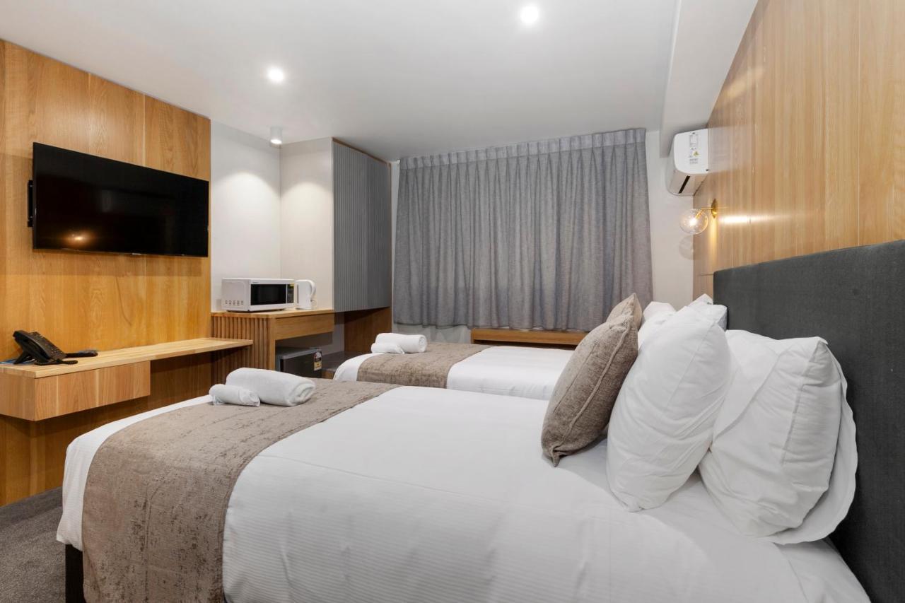Twin Room,1292204485:JPEG