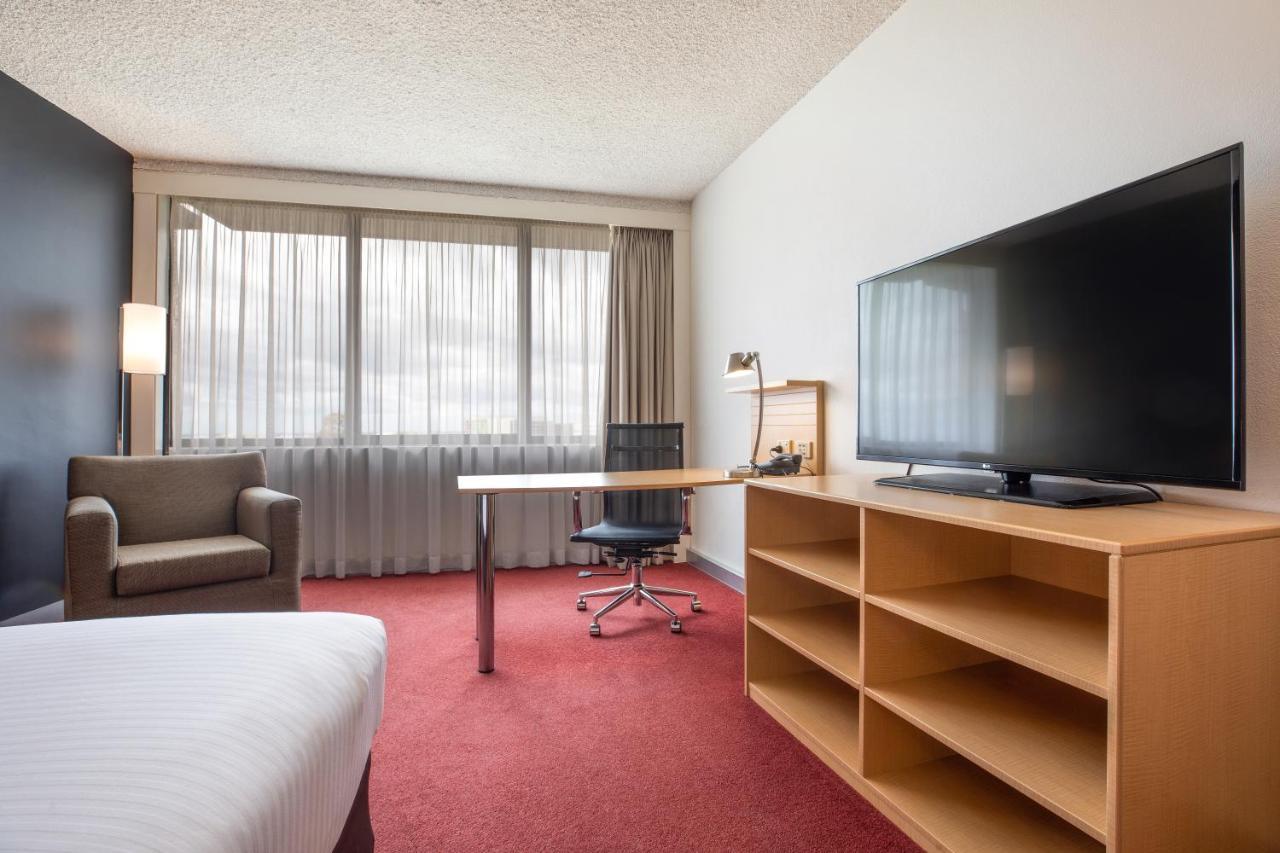 Premium King Room,1344887303:JPEG