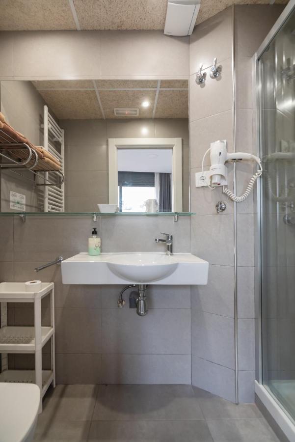 Double Room,1349109425:JPEG