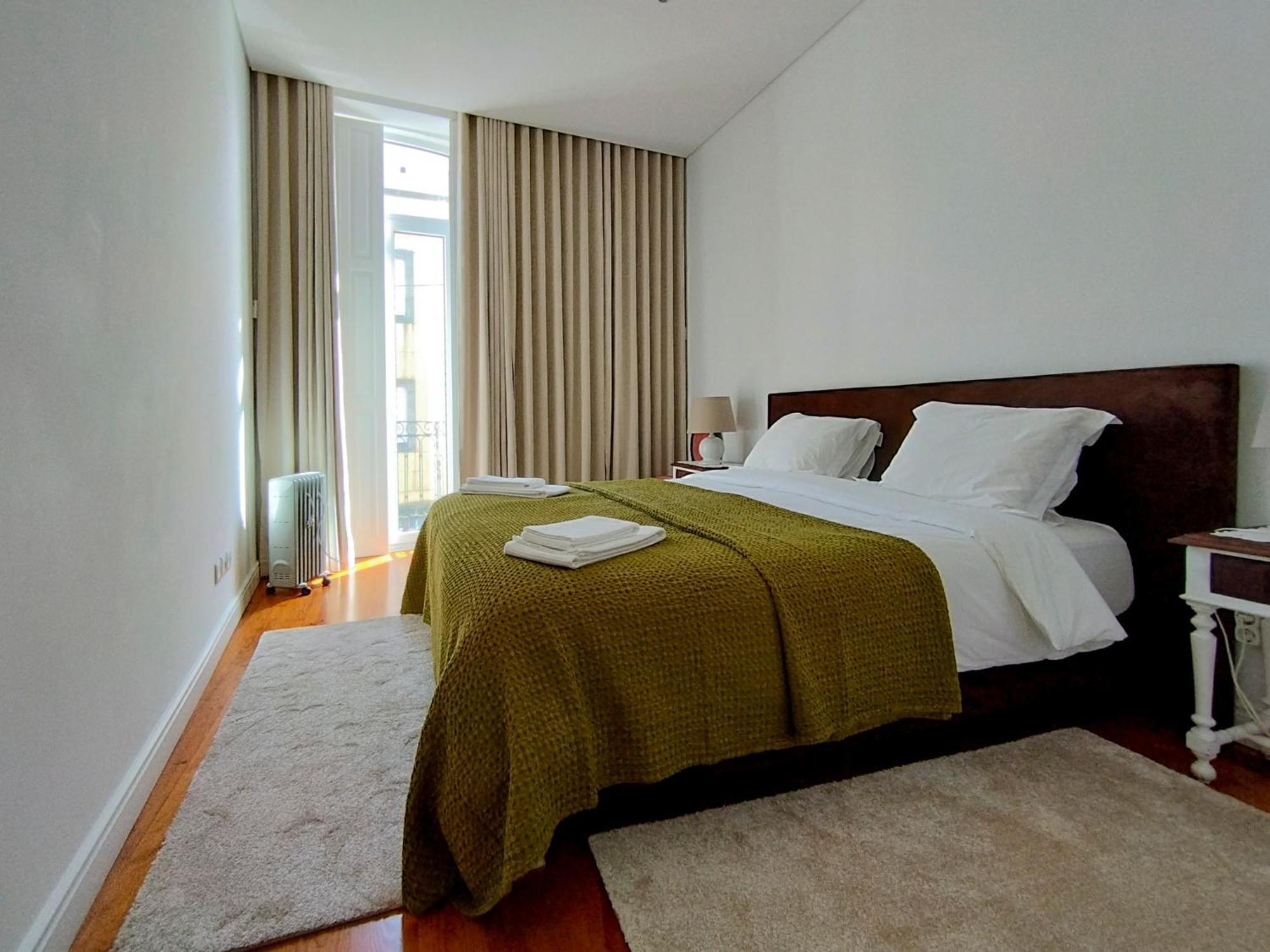 Quarto Duplo com Casa de Banho Privada Externa