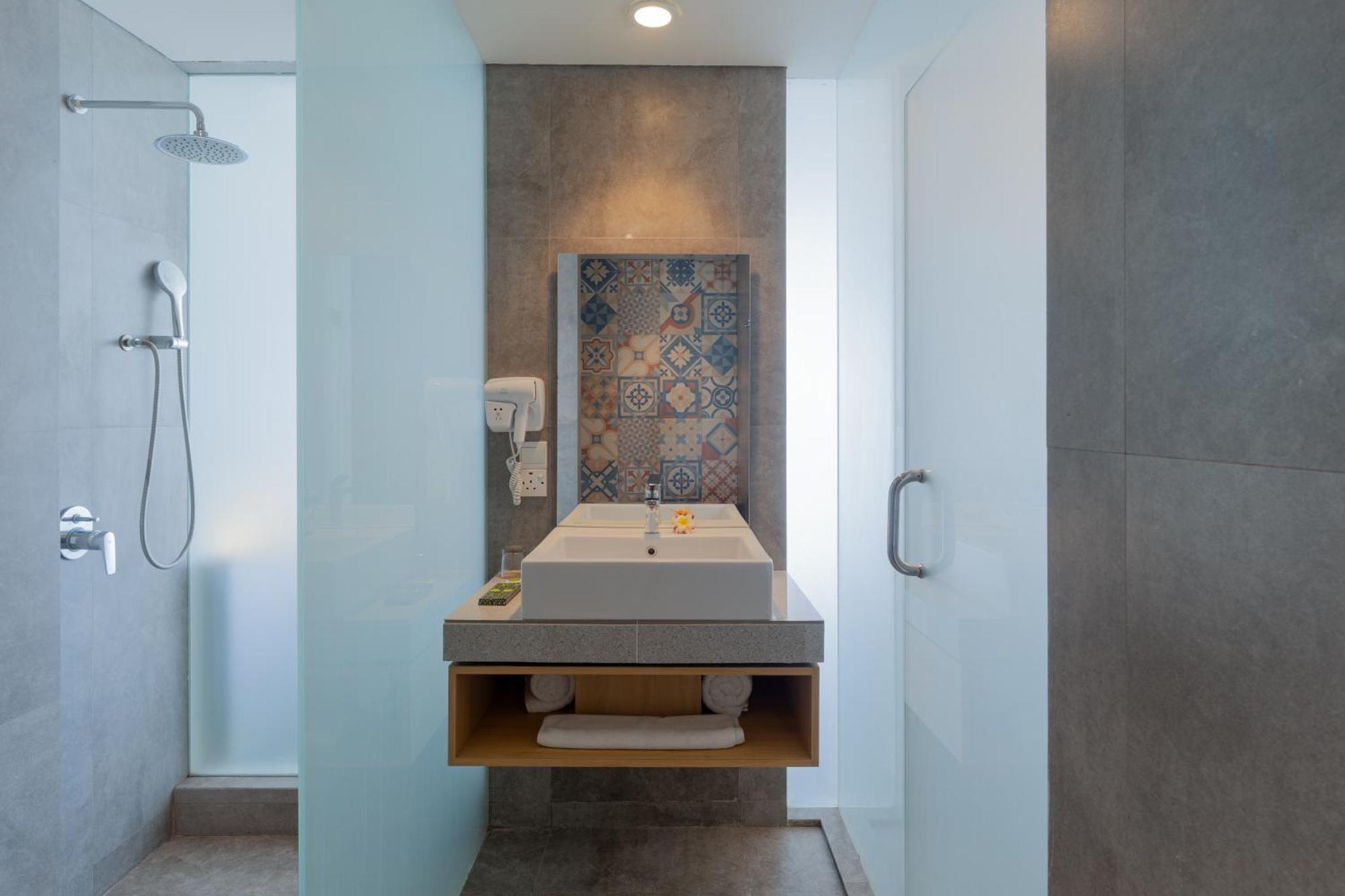 Premium Deluxe Twin Room