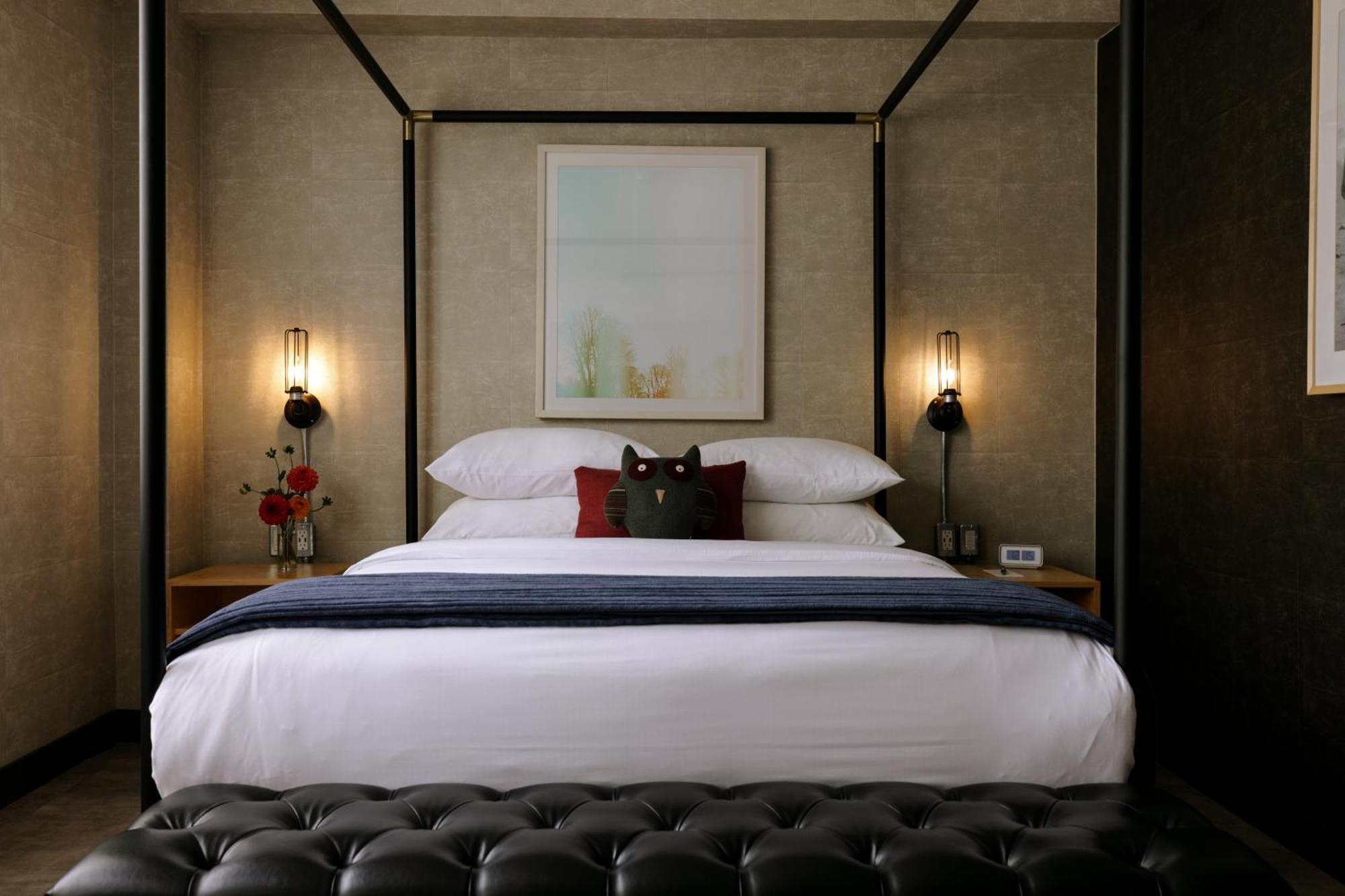 Queen Loft,1542122839:JPEG