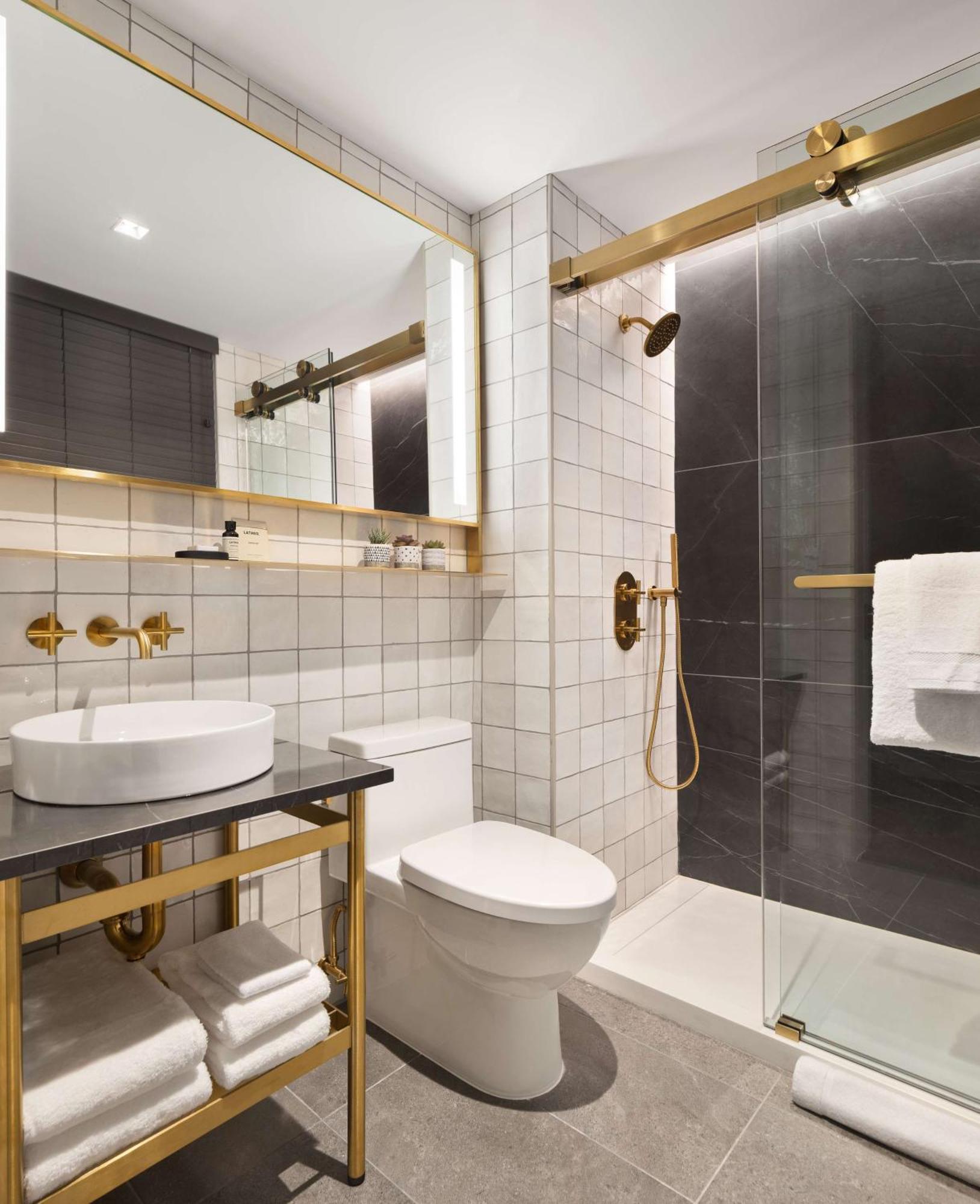 Chambre Lit King-Size - Vue sur Ville