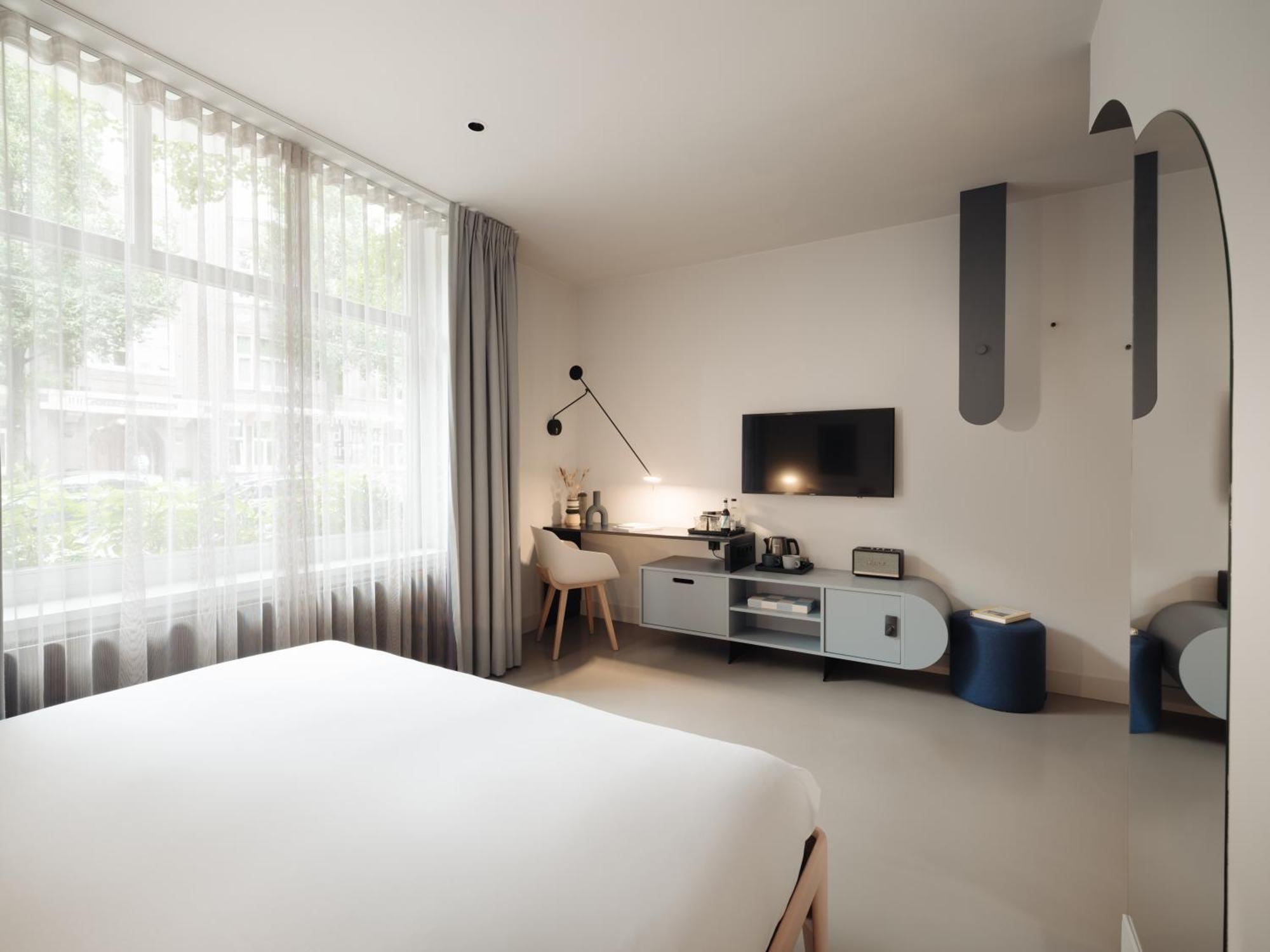 Quarto Duplo