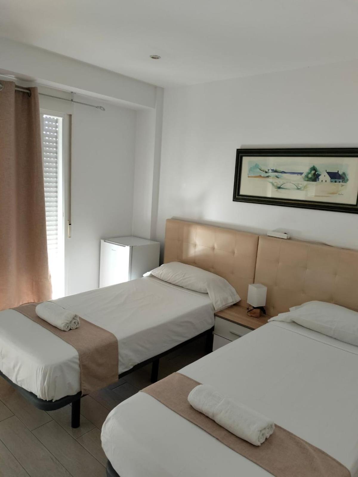 Quarto Duplo Standard com Casa de Banho Partilhada