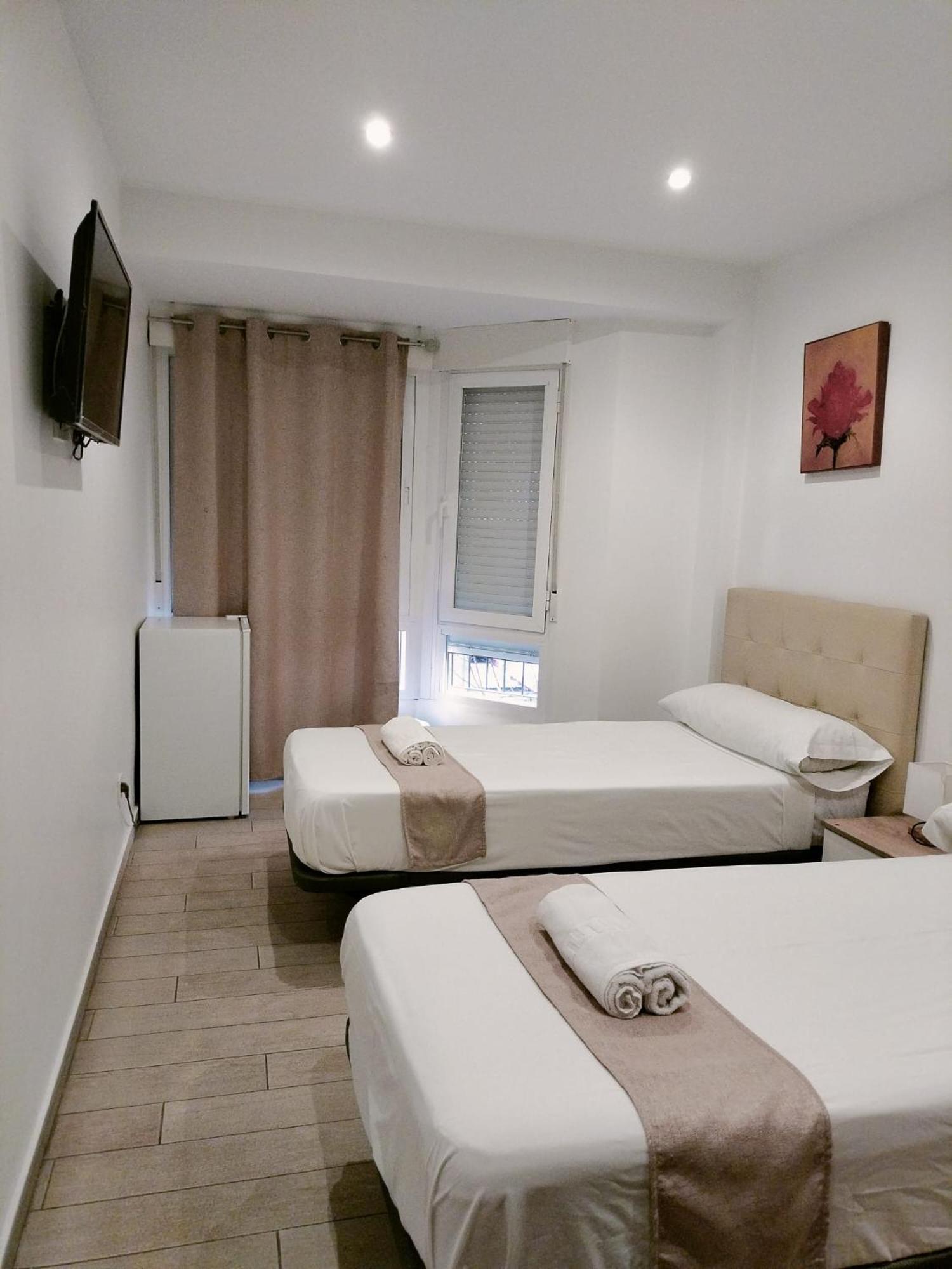 Quarto Duplo ou Twin com Casa de Banho Privativa