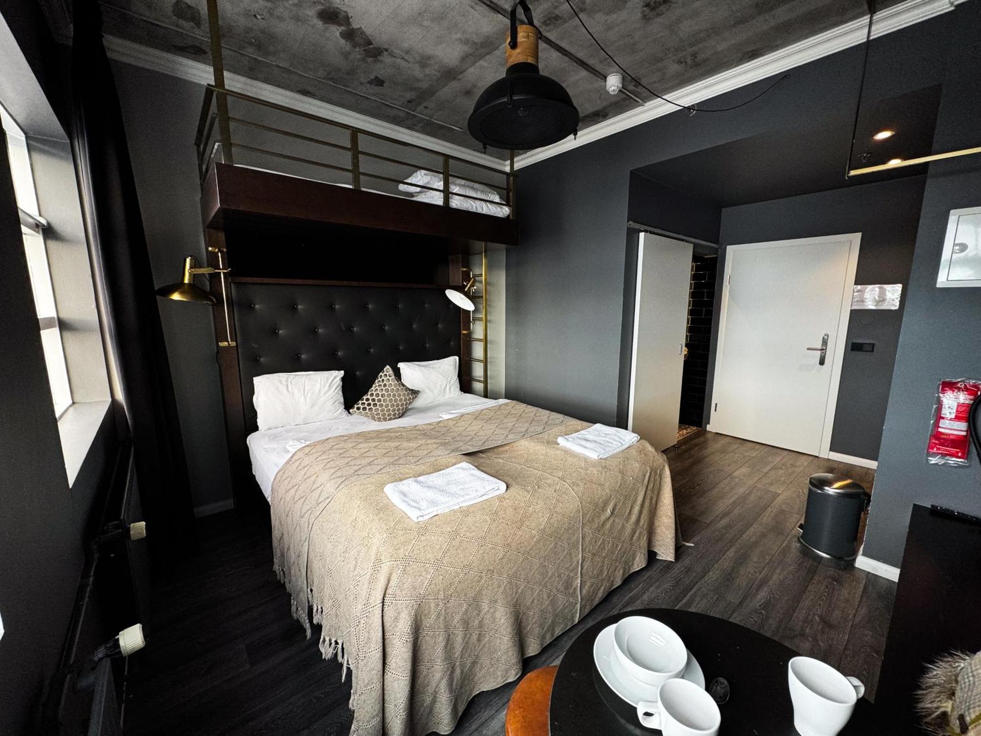 Triple Studio Bunk Bed