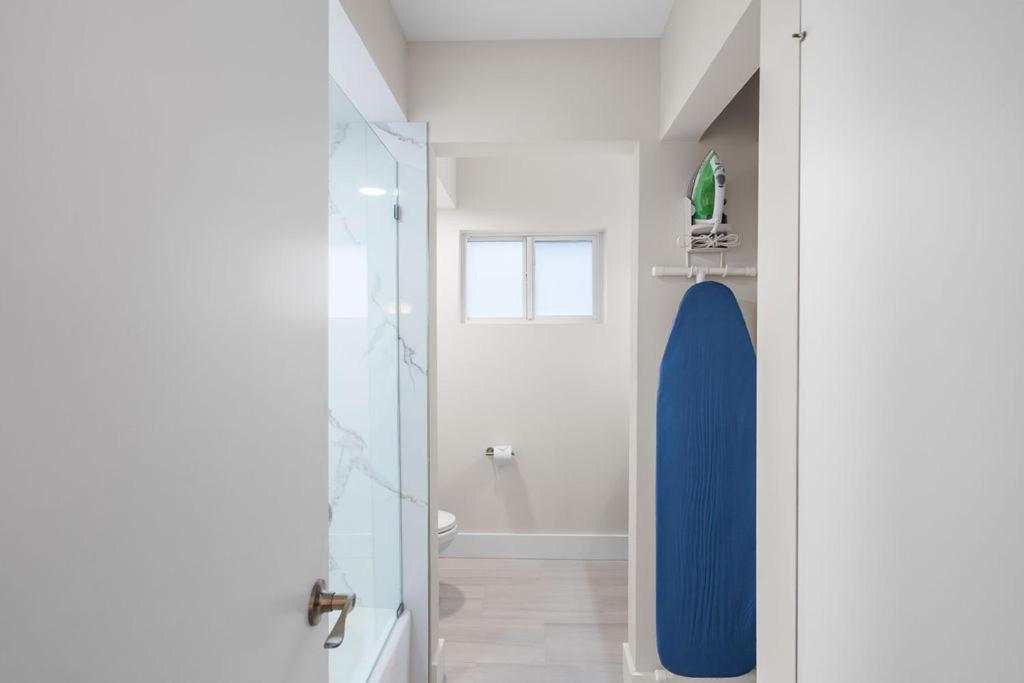 Quarto com Cama King-size para Hóspedes com Mobilidade Reduzida