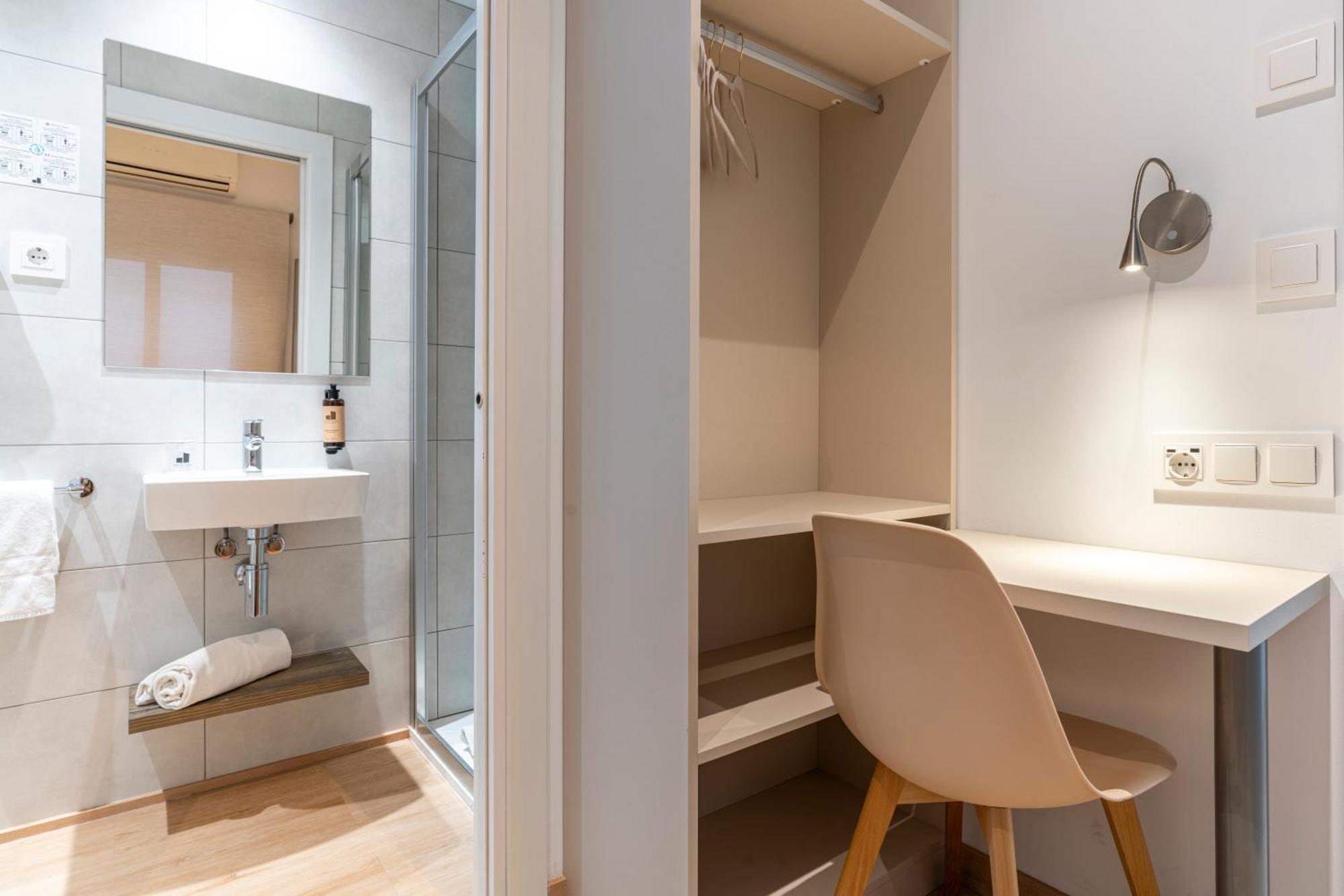 Single Room,1742751024:JPEG