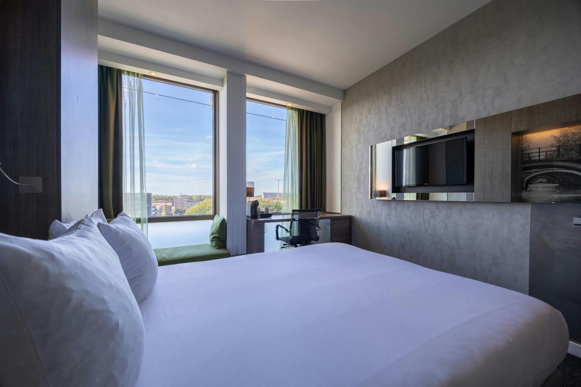 Comfort Room 1 Queen Bed