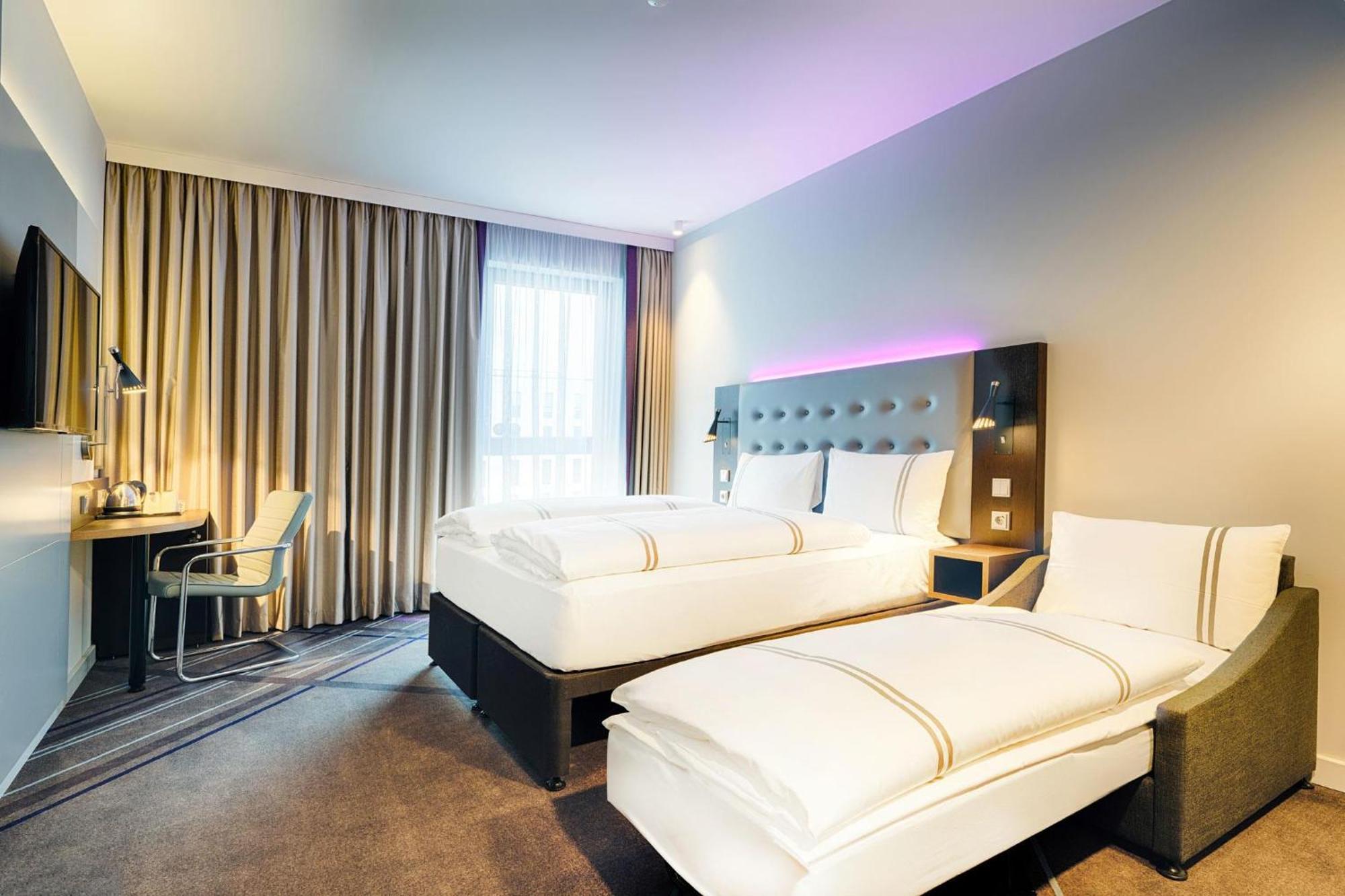 Triple Room,1766868990:JPEG