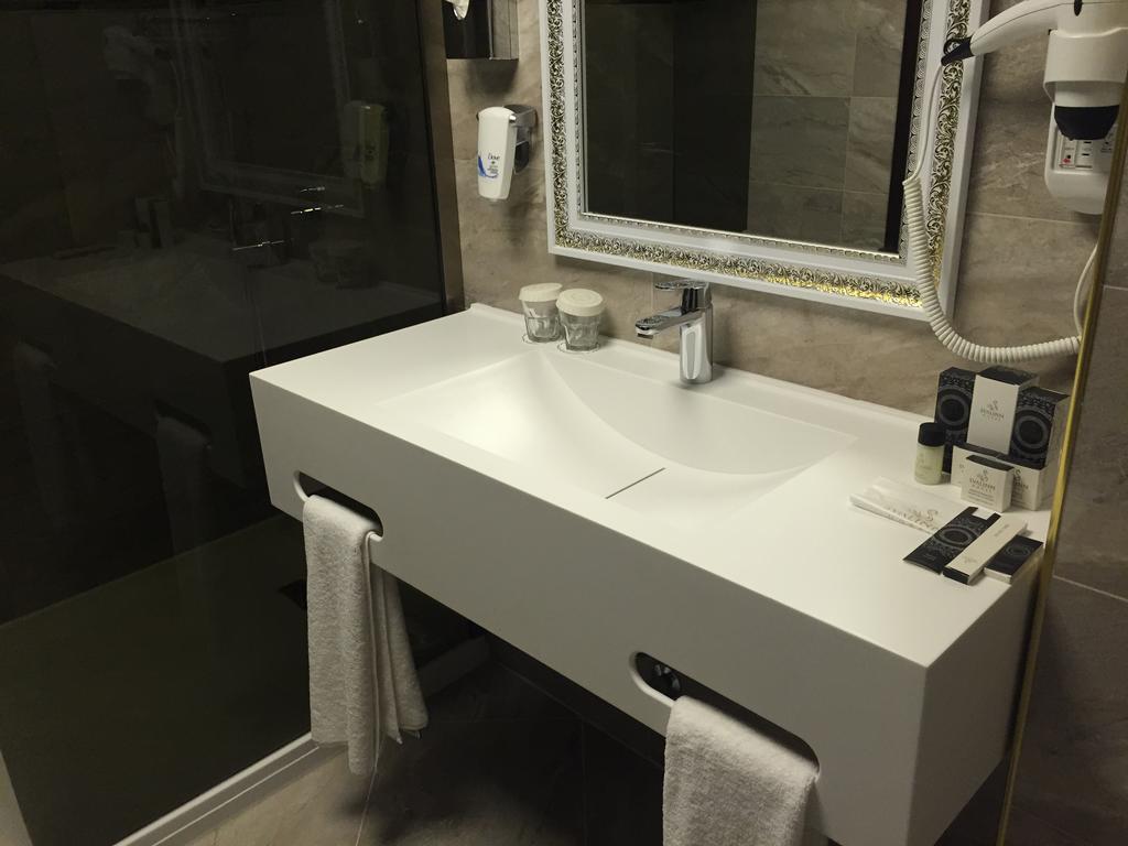 Standard Room,1275172417:JPEG