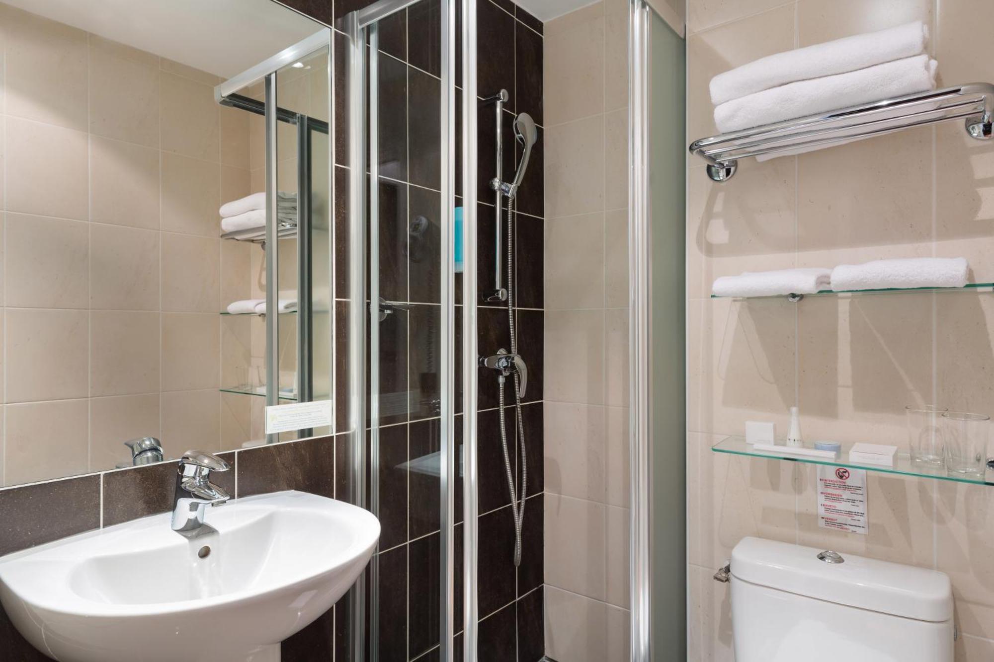 Quarto Duplo Standard