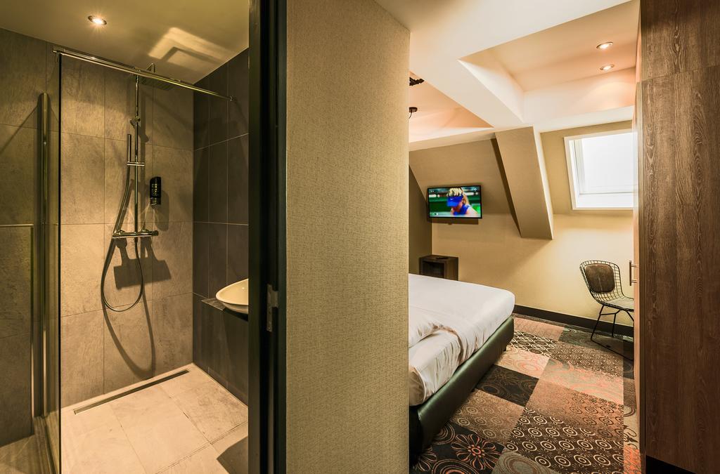 Quarto Duplo Econômico
