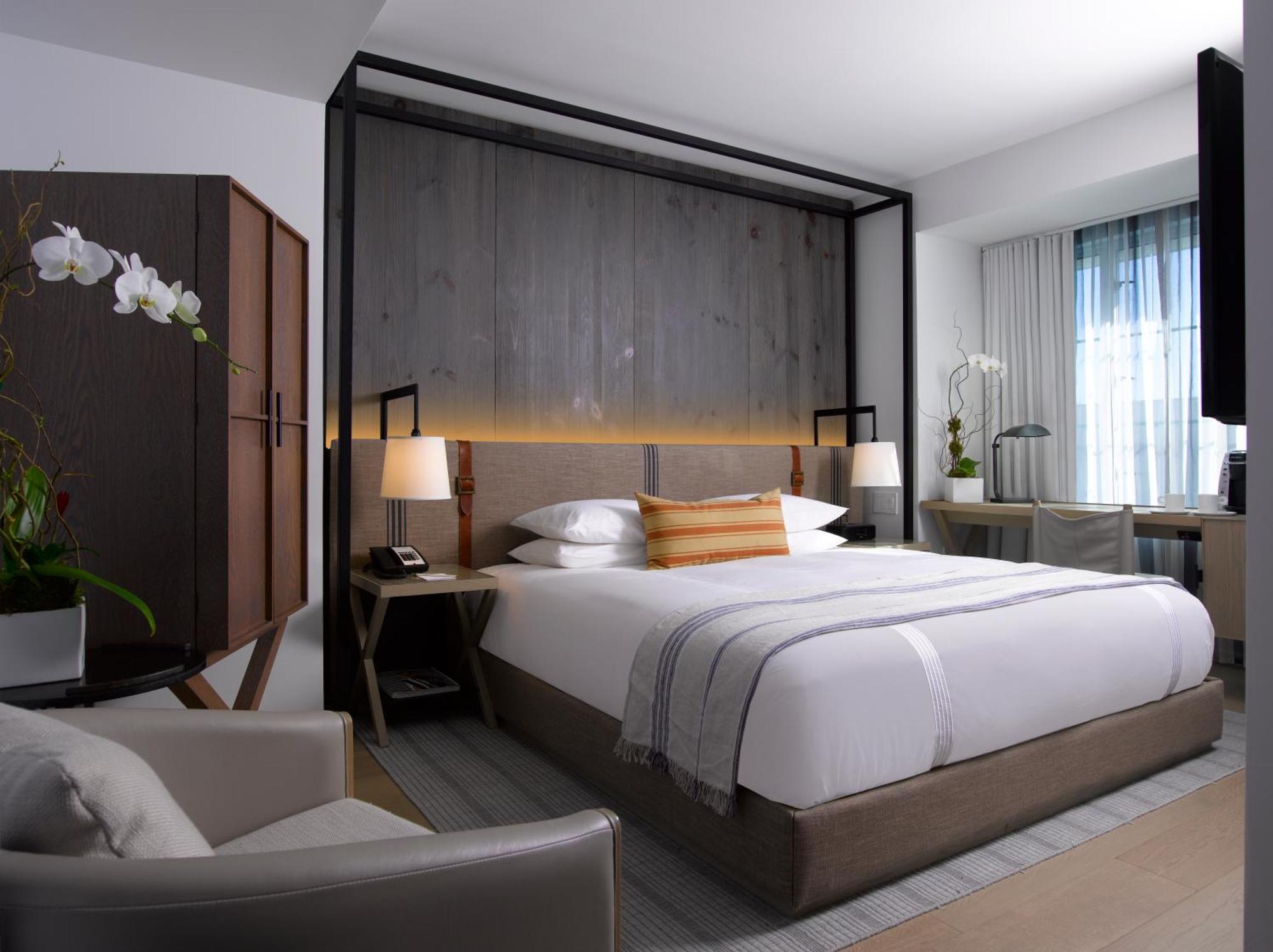 Superior King Room