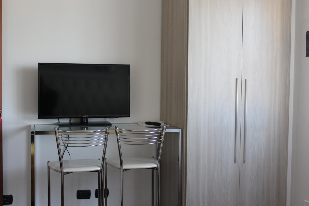 Double Room with Shared Bathroom,635820561:JPEG