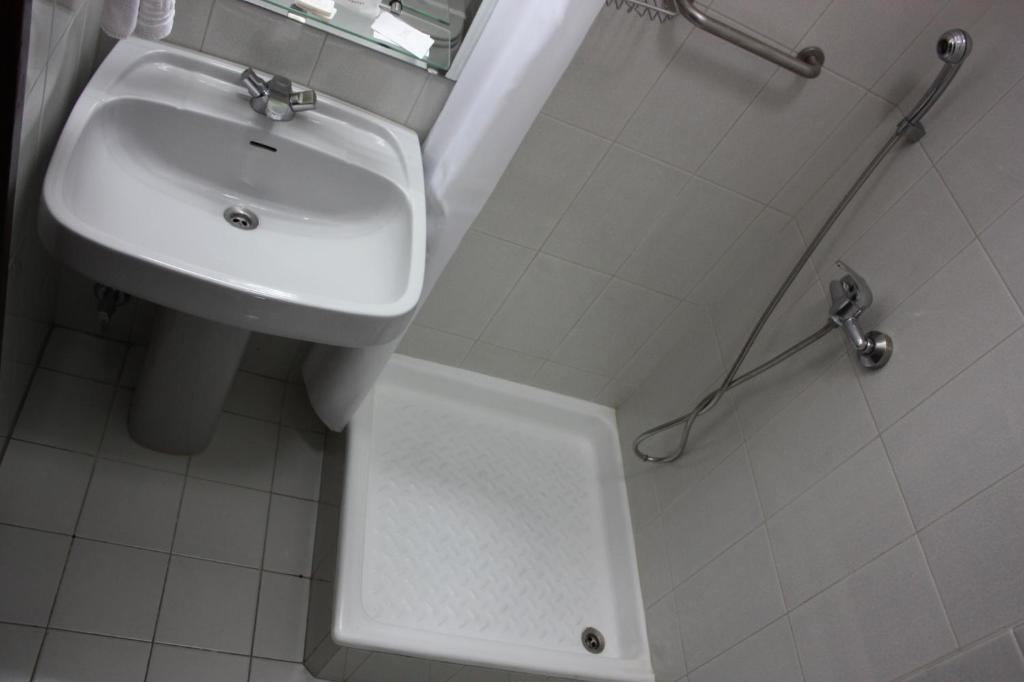 Quarto Standard com Cama de Casal ou 2 de Solteiro