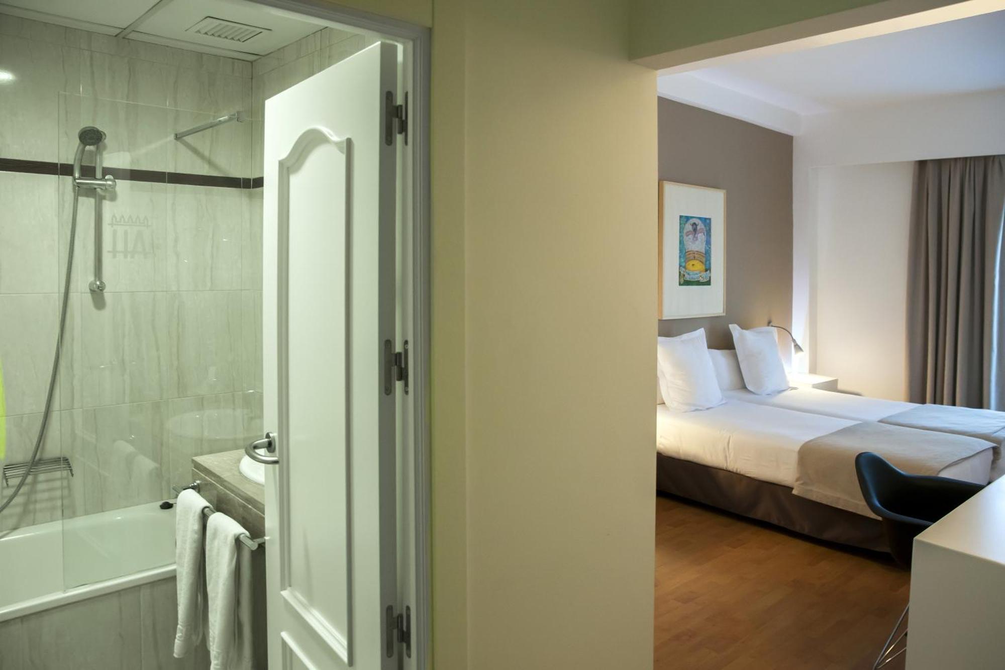 Chambre Confort Double ou Lits Jumeaux avec Vue