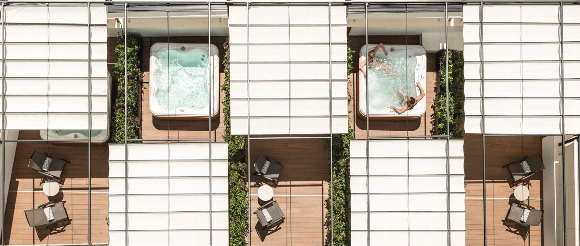 Chambre Double ou Lits Jumeaux avec Terrasse et Baignoire Spa