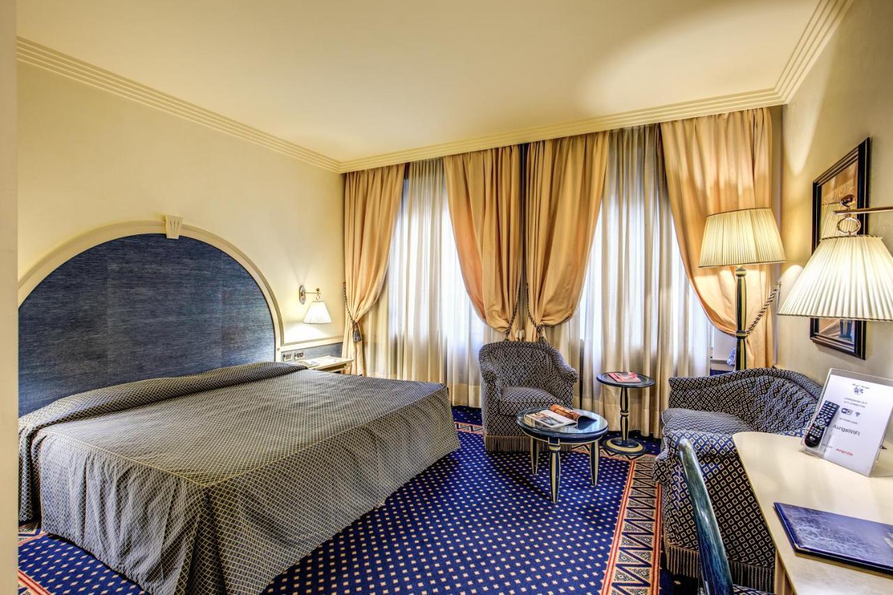 Quarto Superior com Cama de Casal ou 2 de Solteiro