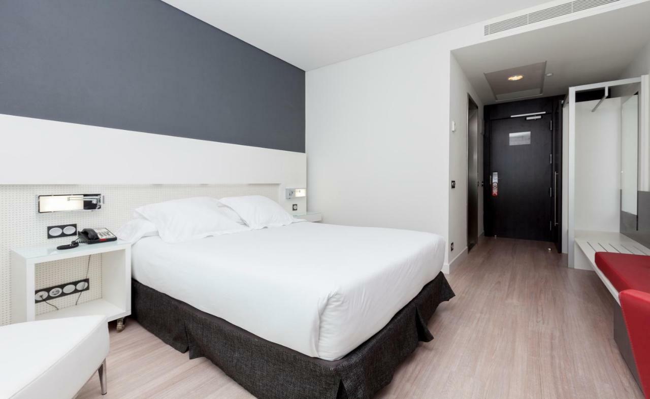 Chambre Double avec Service de Navette pour Foires et Congrès