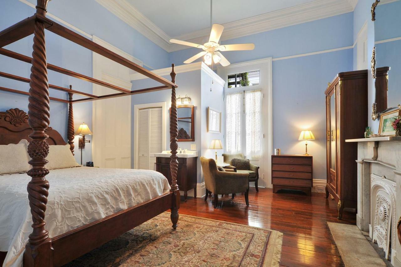 Kamer met Queensize Bed