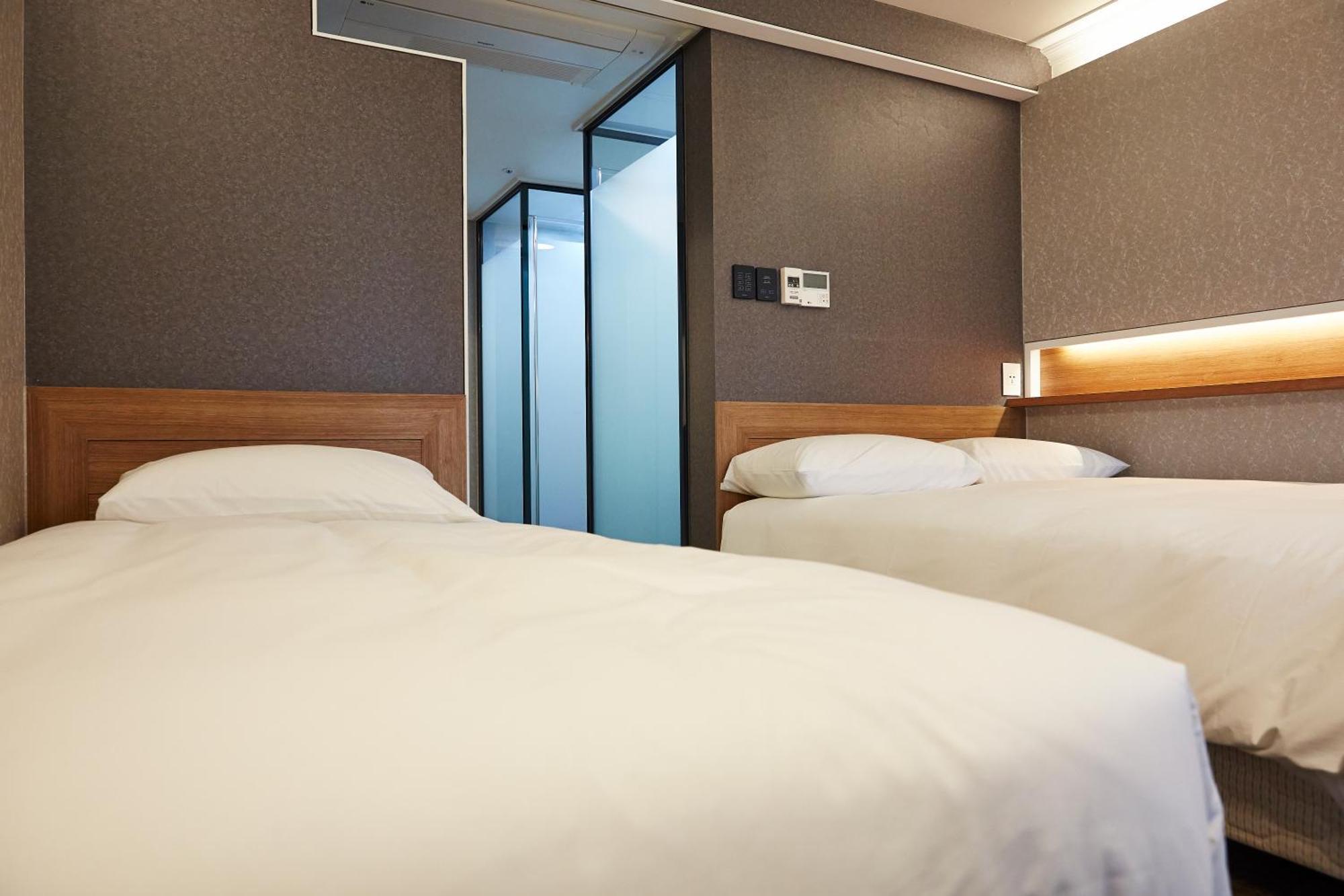 Deluxe Twin Room,1456878868:JPEG