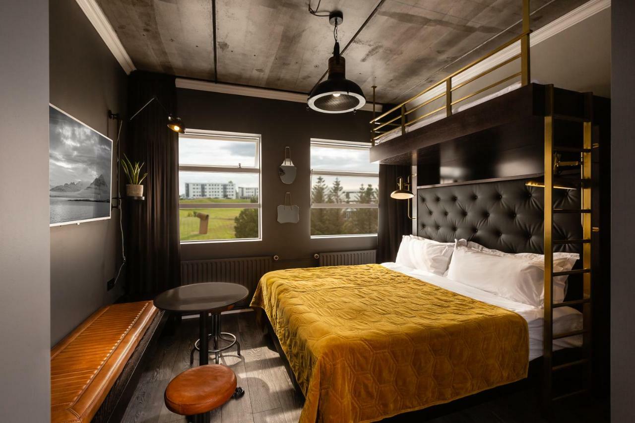 Triple Studio Bunk Bed