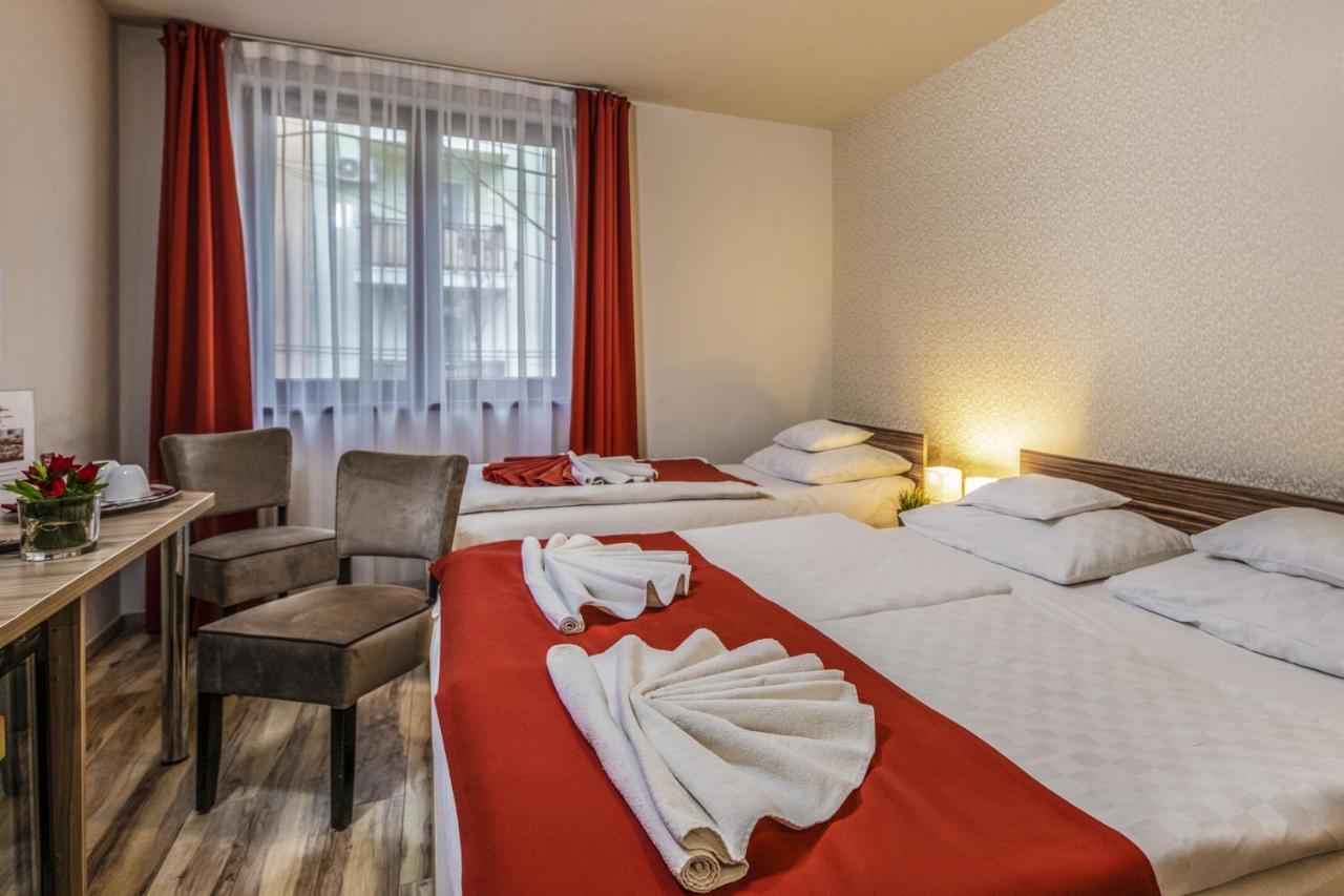 Dreibettzimmer