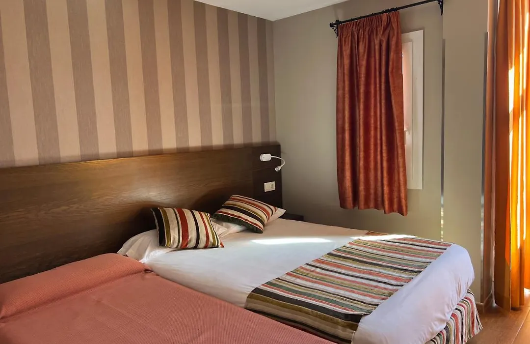 Hostal Los Coronales-1