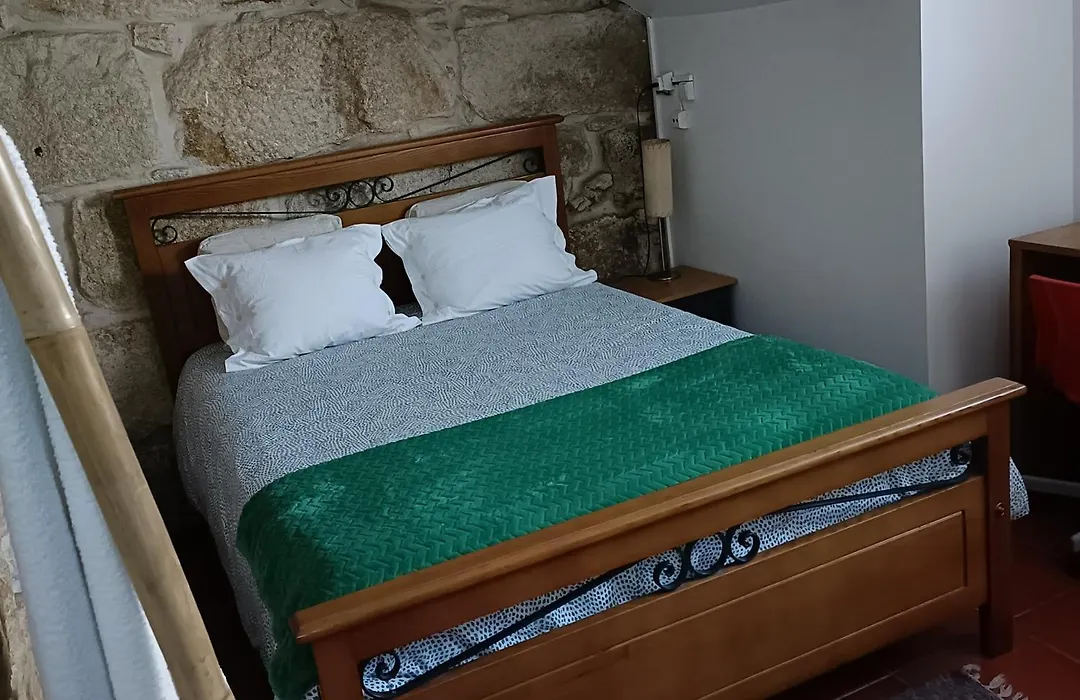 Guesthouse Monsanto-1