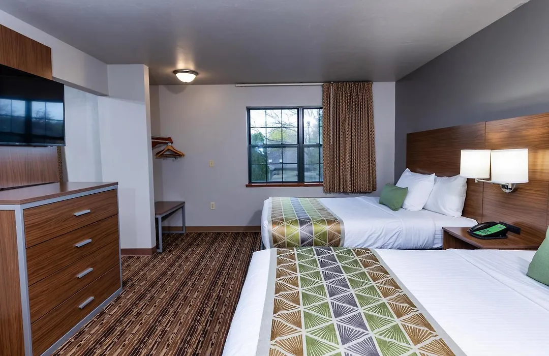 Extended Stay Airport-1