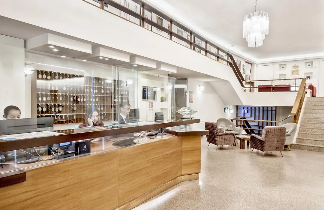 Hotel Italia-1