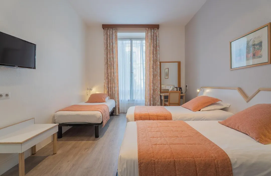 Hotel Busby-1