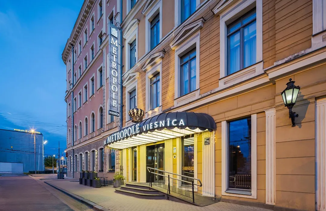Eurostars Metropole-1