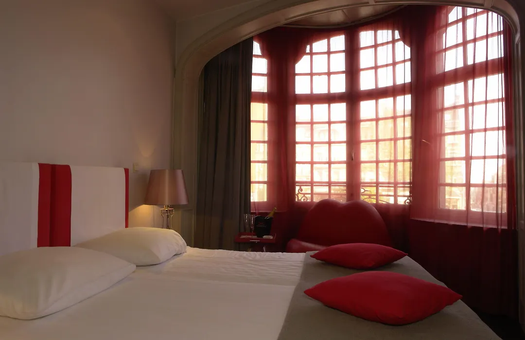 Monty Small Design Hotel-1
