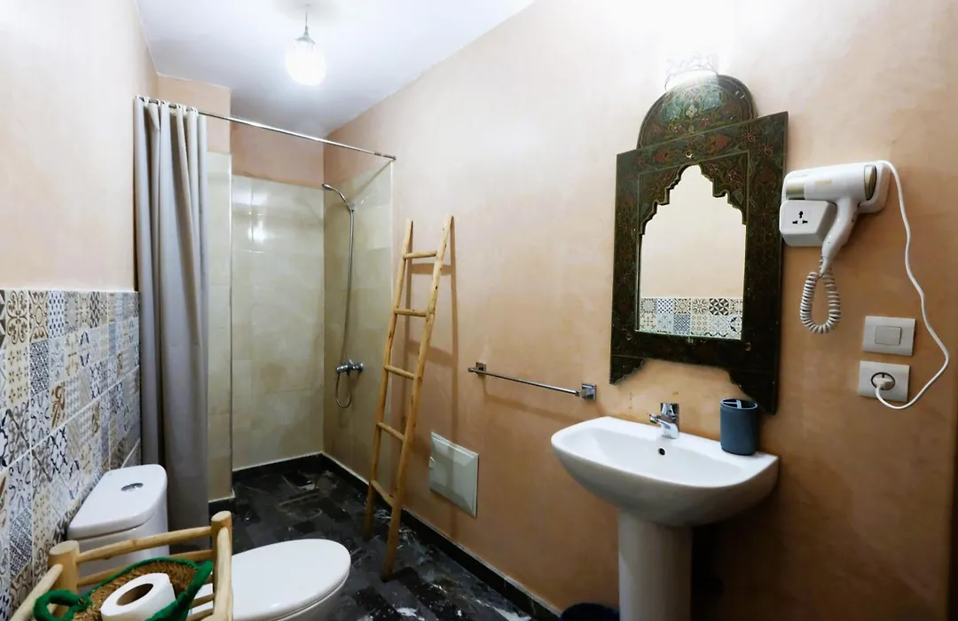 Riad Makech-1