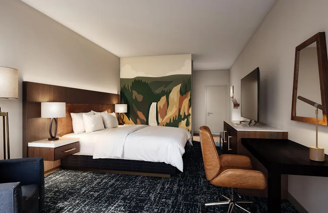 Gray Wolf Inn & Suites-1
