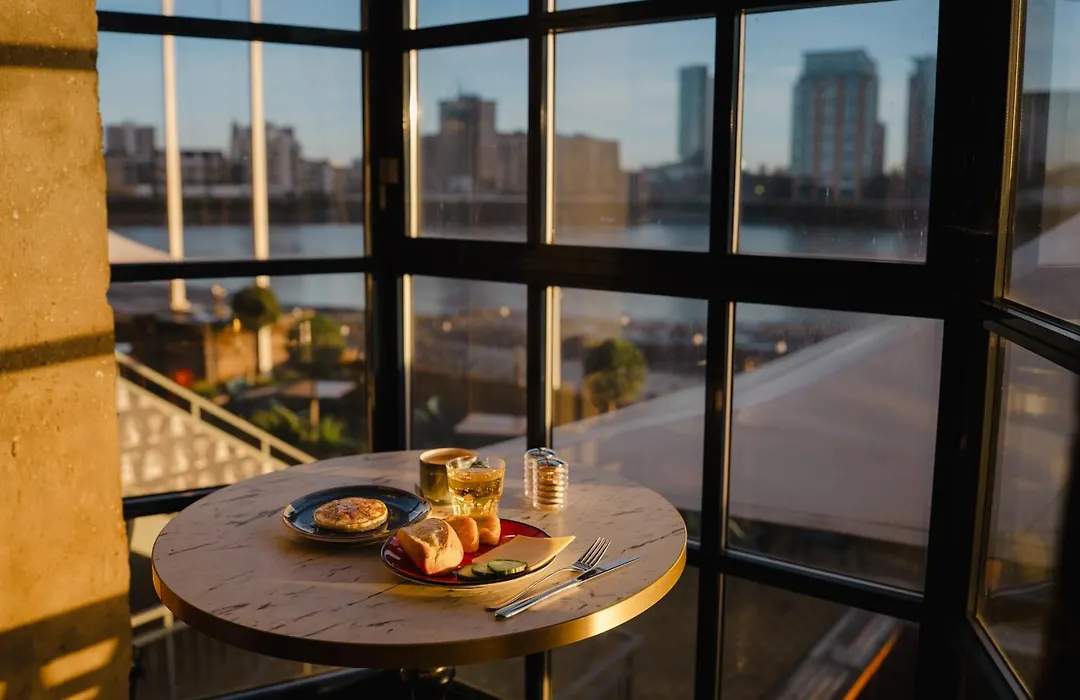 A&O London Docklands Riverside-1