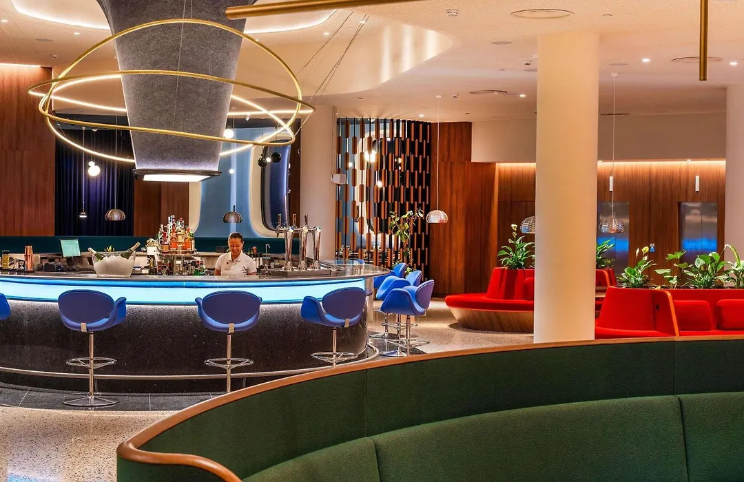 Novotel Campo De Las Naciones-1
