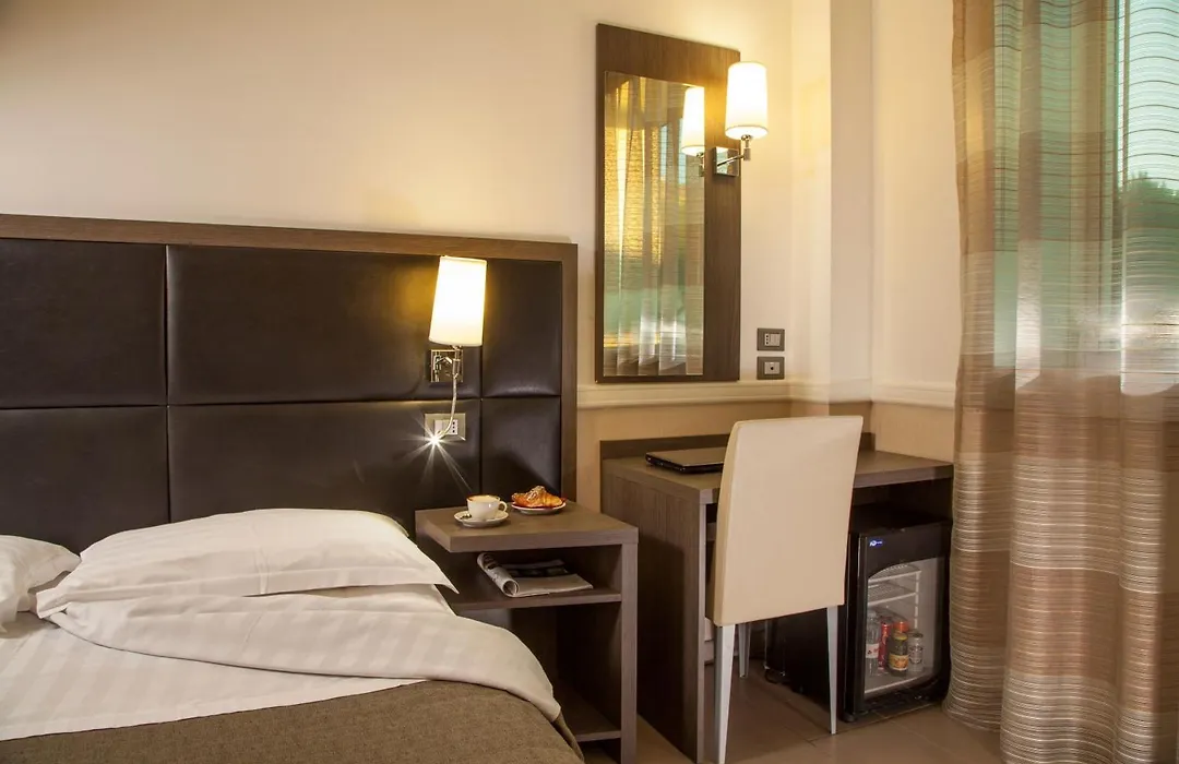 Hotel Artis-1