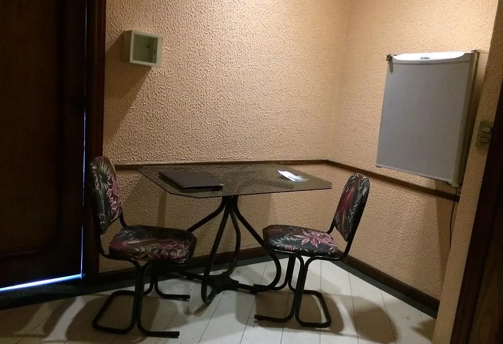 Hotel Free (Adults Only)-1
