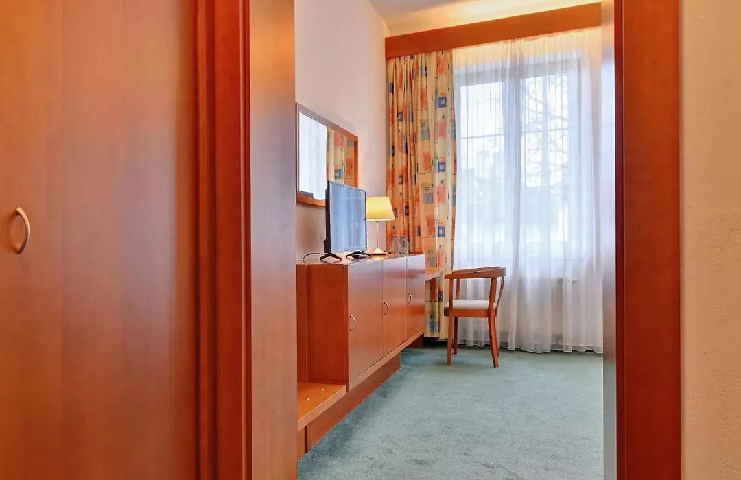 Hotel Popelka-1