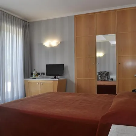 Hotel Tre Fontane-3