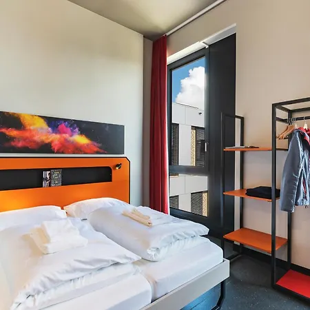 MEININGER Hotel Genève Centre Charmilles-3
